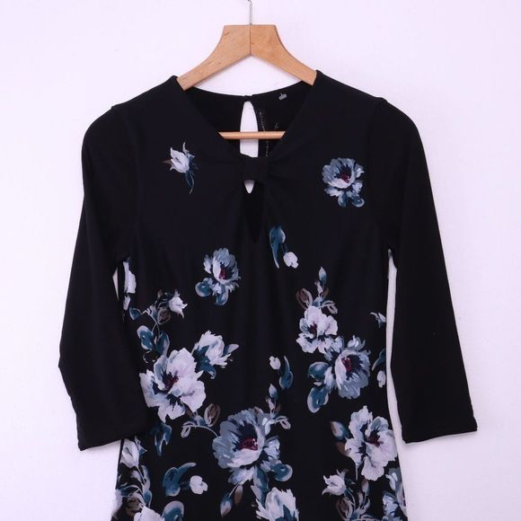 WHITE HOUSE BLACK MARKET Floral Dress - Picture 2 of 6